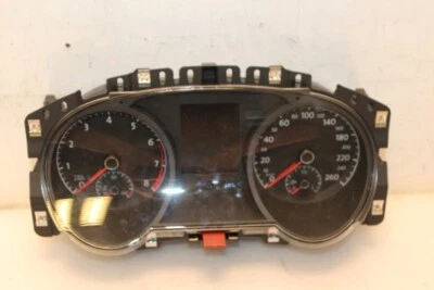 Velocímetro Volkswagen Touran (5T1) MPV 1.5 TSI (DADA) 2018 5TA920750C Foto 1 de 3