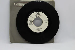 GEORGE HARRISON THIS SONG / LEARNING HOW TO LOVE YOU 45RPM - Foto 1 di 2