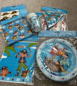 Pirate Party Supplies, Tableware, Party items - Picture 1 of 13
