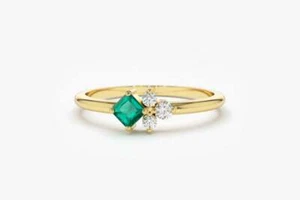Zierlicher echter Diamant Smaragd Ring 14 Karat massiv Gold Damenschmuck als Geschenk Größe 7 - Bild 1 von 8