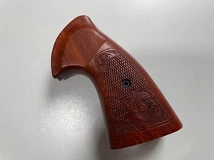 Gorgeous Flower Engraved Grip for Colt Python (I, E Frame) Officer's Model Match - Picture 1 of 8