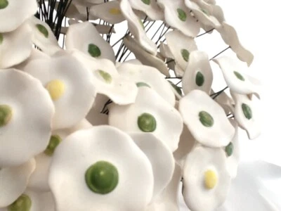 Cinco Pistilos Verdes Flores Cerámica Blanca Pulida Vástago de 10" Hecho en Polonia Foto 1 de 4