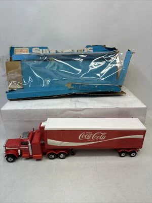 Matchbox Super Kings K-31 Peterbilt Refrigeration 'Coca Cola' Semi Truck Trailer - Image 1 of 4