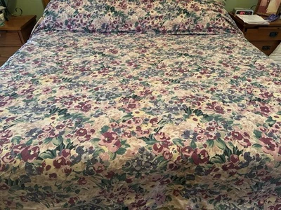 Vintage Croscill Reversible 2 Pattern Queen King? Duvet Cover  99”X84”Pastels - Image 1 of 4