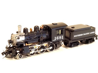 Z-scale BRASS 16002 MTL Southern Pacific Mogul M-4 SP Locomotive & Tender - Image 1 of 4