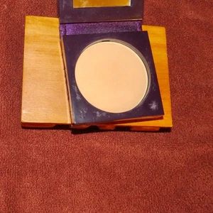 Tarte Amazonian Clay Pressed Mineral Powder Medium High Performance RARE DISC - Picture 1 of 3
