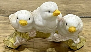 Bird Figurine 2.5" Three Little White Birds on Branch Porcelain Glitter Cute! - Picture 1 of 4