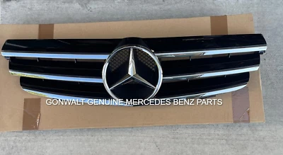 Mercedes Benz CLK Class AMG 2003-2009 Grille Assembly Black OE 20988001239040 - Изображение 1 из 3