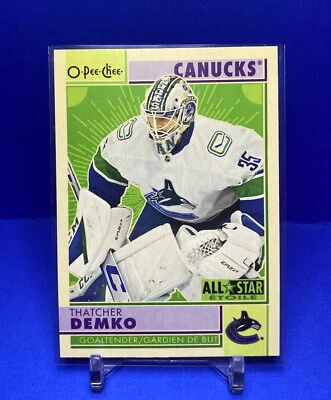 😱 2022-23 O-Pee-Chee All-Star Retro ❌ BLANK BACK ❌ Thatcher Demko #527 😱 - Image 1 of 4