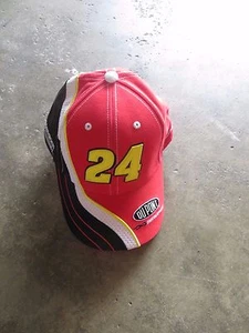 SET BESTEHEND AUS 4 NASCAR MÜTZEN JEFF GORDON - Bild 1 von 8