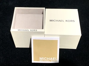 Michael Kors Uhr Präsentation Off-White Karton Display leer mit Booklet - Bild 1 von 9