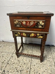 Handbemalte Bauernkommode Tisch Kommode Nähkasten Nähschrank Schrank Schweden - Bild 1 von 12