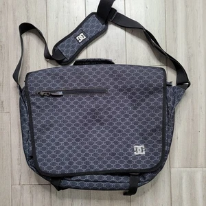 Y2K Skater Grunge DC Shoes Large Shoulder Crosboddy Messenger Laptop Sling Bag - Picture 1 of 14