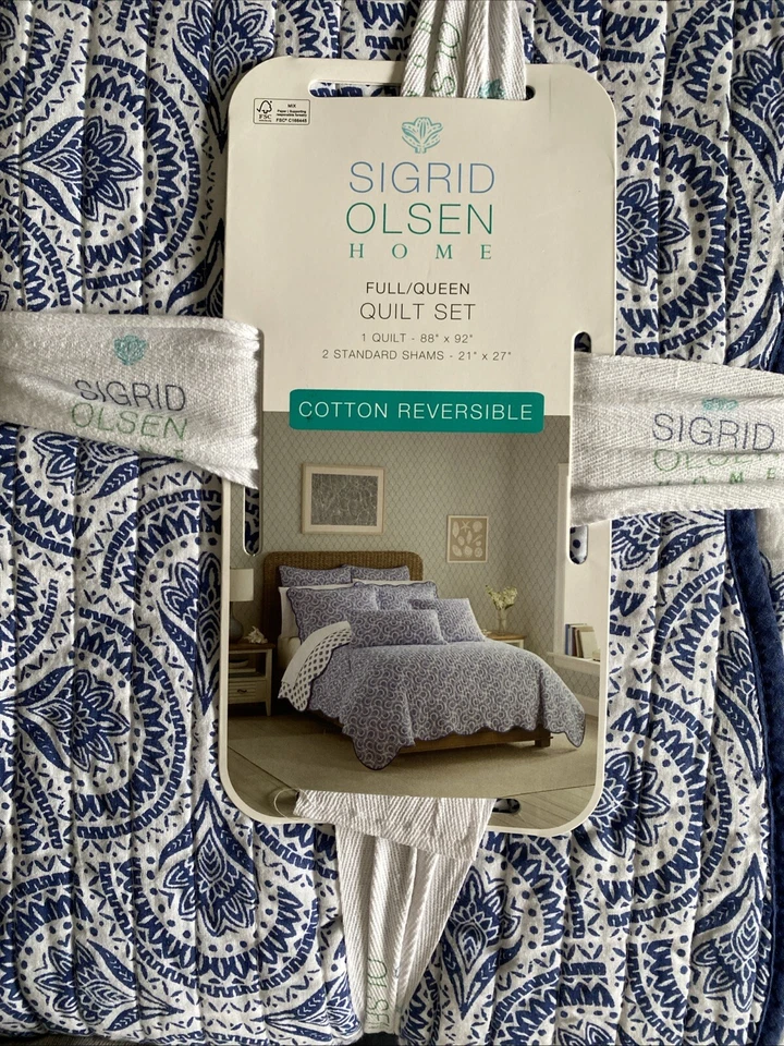 Sigrid Olsen Queen  Navy Blue White  Cotton Quilt And Shams  Set Of 3 NEW - Image 1 of 4
