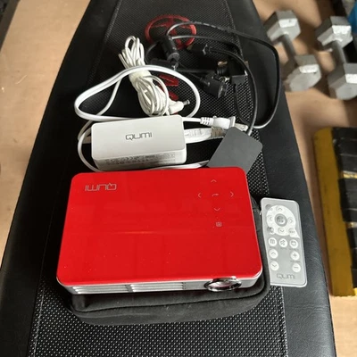 Vivitek Qumi HD Pocket Projector Q5 RD Red **EXCELLENT Condition - Image 1 of 4