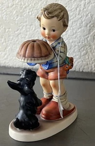 De colección Porcelana Goebel Hummel “Begging His Share” Niño Scottish Terrier - Imagen 1 de 6