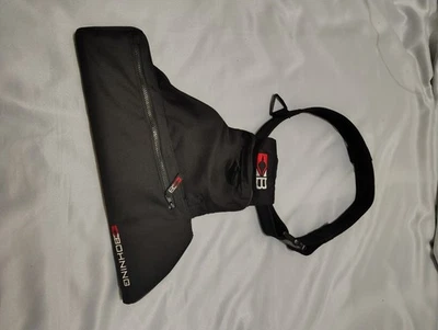 Carcaj negro de tiro con arco con cinturón Bohning  Foto 1 de 4