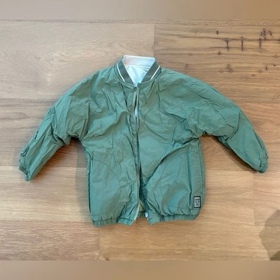 Chaqueta de nailon reversible Zara para niños talla 4-5 Foto 1 de 3