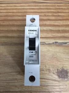 Disyuntor Siemens 5SX41 40 Amp Tipo C MCB - Imagen 1 de 1