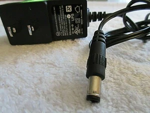 LEADER ELECTRICS I.T.E. FUENTE DE ALIMENTACIÓN #ML18-V 120150-A1 120V 0.5 ENTRADA 12V 1.5A O - Imagen 1 de 3