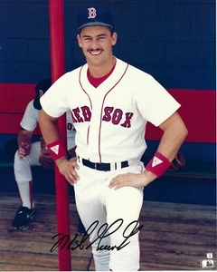 BOSTON RED SOX MIKE GREENWELL SIGNED 8x10 PHOTO - Picture 1 of 1