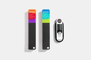 Pantone Nuovo 2023 Pacchetto Guida Colore Capsure Moda, Casa + Interni -FHGC400A - Foto 1 di 2
