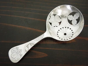 Japanese Yokohama Pure Silver Bonbon server Kamon Signed Konoike Jungin 38gr - Picture 1 of 10