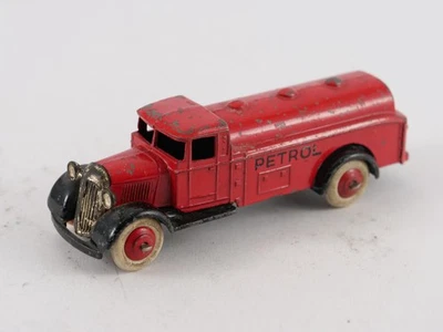Dinky Toys GB N° 25D Camion Cisterne PETROL Truck 4° Tipo - Immagine 1 di 4
