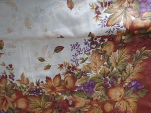 Tischdecke Damast 102"x57" Obst und Blätter Bordüre Doppel Damast Eichel Mitte - Bild 1 von 5