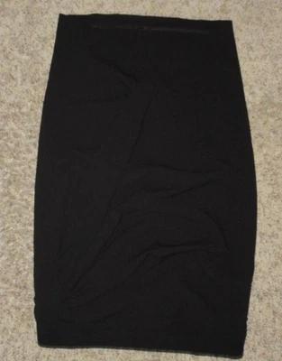 FALDA NEGRA HELMUT LANG NEW YORK TALLA 8 TIRA ACANALADA RECTA EN CASCADA Foto 1 de 4