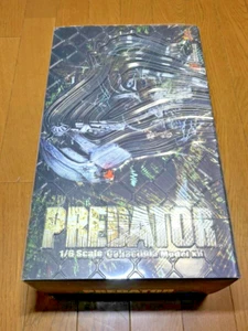 Hot Toys MMS90 Predator Classic Original Predator 1987 1/6 Jungle Hunter Figure - Picture 1 of 10