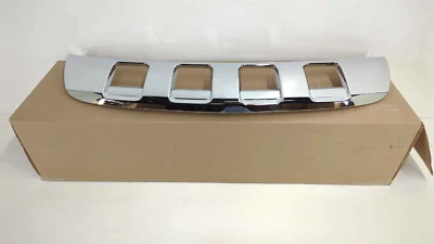 Nuevo parachoques inferior cromado original Chevy 2008-2015 Captiva Sport Vue 25777982 OEM Foto 1 de 4