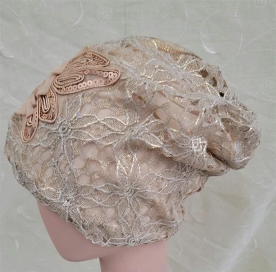 Victoriano Comercio Turbante Dorado Floral Encaje Lentejuelas Cloche Sombrero 34b Foto 1 de 4