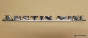 MINI INSIGNIA TRASERA CROMADA AUSTIN - EQUIPADA PARA VIAJERO / CAMPESINO - ALA6622 - Imagen 1 de 1