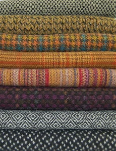 HAND DYED RUG HOOKING WOOL Mill-Dyed ~ "FUNKY HEN HOUSE" (8-pc. combo) - Picture 1 of 12