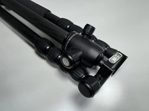 Promaster Professional Carbon Fiber Tripod - Picture 1 of 8