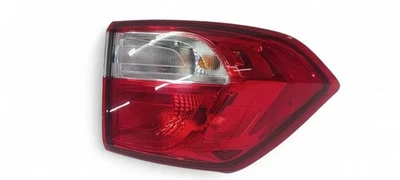 Luz trasera exterior Ford EcoSport 2018-2022 pasajero derecho OEM Foto 1 de 4