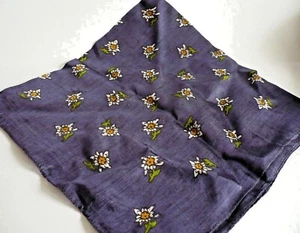 100% Seidentuch 50 x 50 Edelweiß dunkel blau Seidenschal Hals Bandana Tuch NEU - Bild 1 von 1