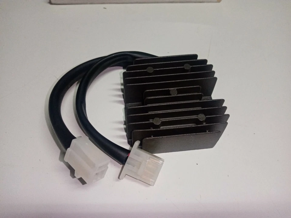 Spannungsregler Für Roller Honda Cn 250 Raum Von 1988 IN Dann - Bild 1 von 1