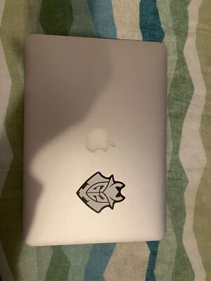 MacBook Air 13” (2014) con Intel i5, 4GB RAM e 128GB SSD a partire da circa 260€ - Image 1 of 4