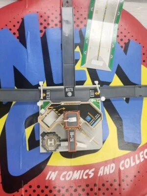  Micro Machines Hiways & Byways Red Rock International Airport 1996 - Image 1 of 4