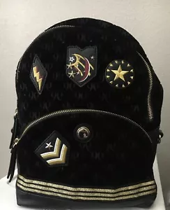 Nine West kleiner Samt Rucksack, schwarz neu ohne Etikett - Bild 1 von 11