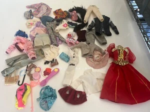 LOT OF BARBIE DOLL CLOTHES AND ACCESSORIES SOME MARKED BARBIE - Picture 1 of 8