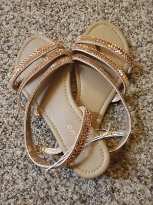 Sandalias planas ANDIAMO rosa con tiras de estrás con joyas 8 NUEVAS RARAS Y LINDAS Foto 1 de 4