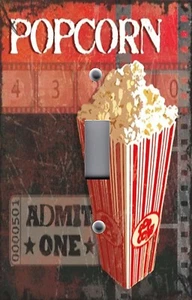 Cubiertas de placa de interruptor de luz y salida NOCHE DE PELÍCULA ADMITE UNA PALOMITA DE MAÍZ - Imagen 1 de 26