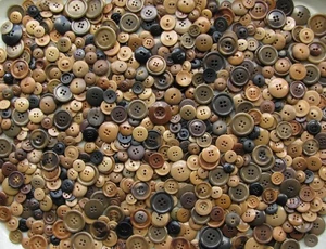 1.75 Pounds Antique Vintage Vegetable Ivory Buttons VI Tagua Nut Corozo Lot 3 - Picture 1 of 7