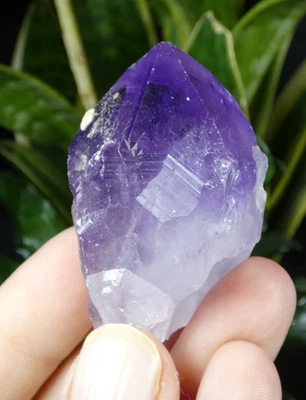 Pointe Cristal Naturel Amethyste brut 5.5x3cm minéral pierre lithothérapie reiki - Photo 1/4