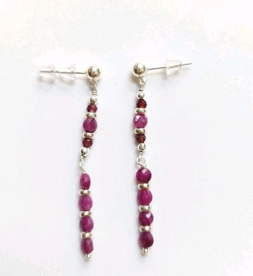 Orecchini pendenti in argento 925 con rubino rosso naturale, granato ed ematite  - Immagine 1 di 4