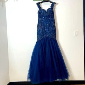 LUCCI Lu Meerjungfrau Spitze Pailletten Schweißherz Kleid marineblau Gr. 12 Damen neu mit Etikett - Bild 1 von 11