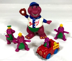 1993 Barney der lila Dinosaurier Figuren Lot 5 Stück Die-Cast Feuerwehr - Bild 1 von 7